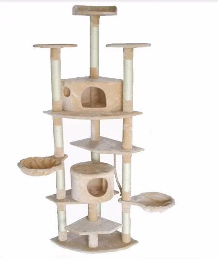 木に登る猫を引っ掻くための天然サイザル麻ロープを木に巻いたもの