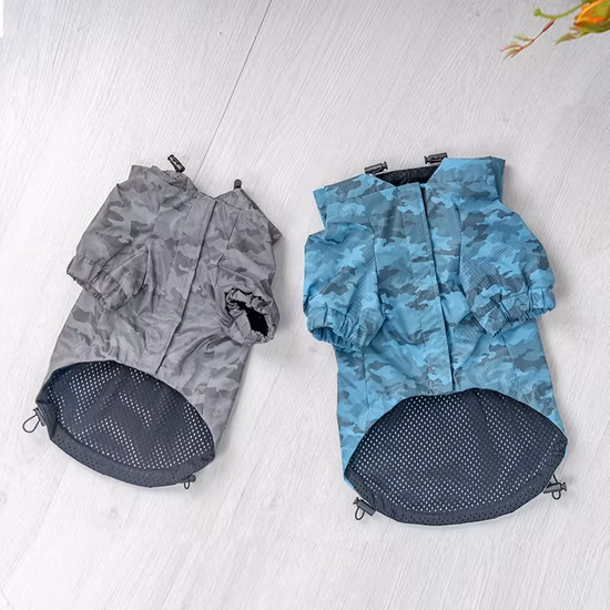 迷彩柄とスリーピングハットが付いたツートンカラーの反射性ファッションペットジャケット